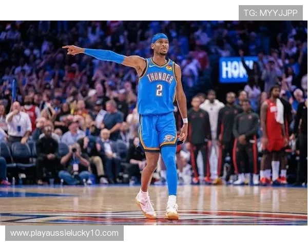 雷霆114-100客胜灰熊,亚历山大35分霍姆格伦21分