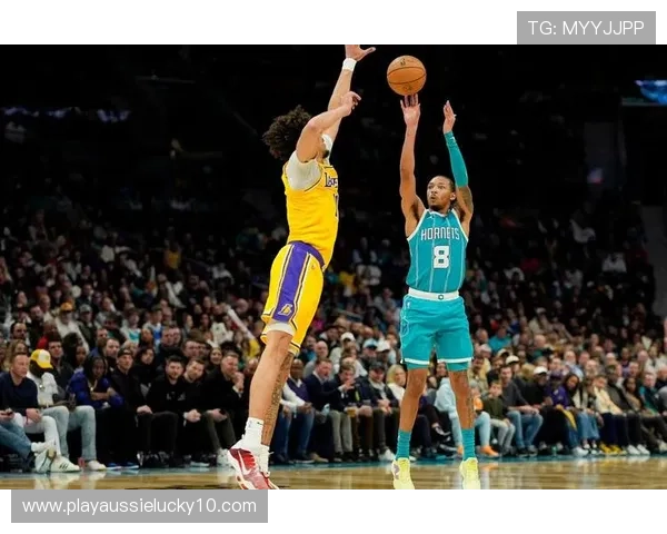 黄蜂末节疲软难敌湖人，克努佩尔外线火力受限